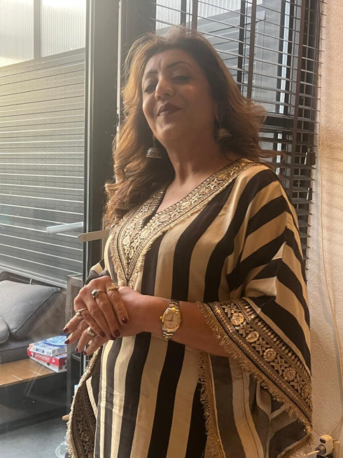 (Divyanka Tripathi) Gold Black Striped Kaftan Set